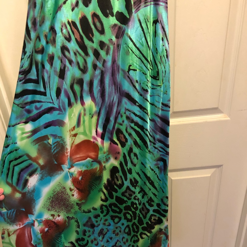 Dress - Picture 2 of 10